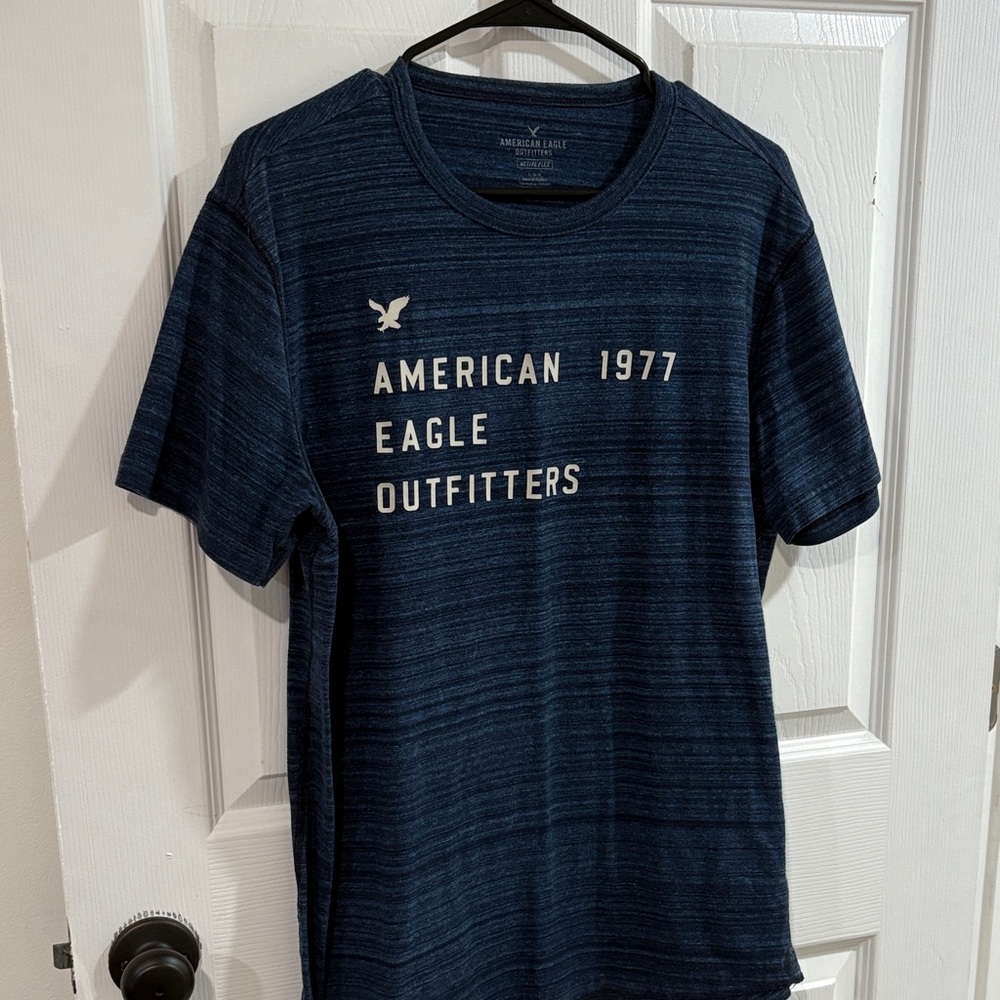 American Eagle Outfitters Navy Graphic Tee